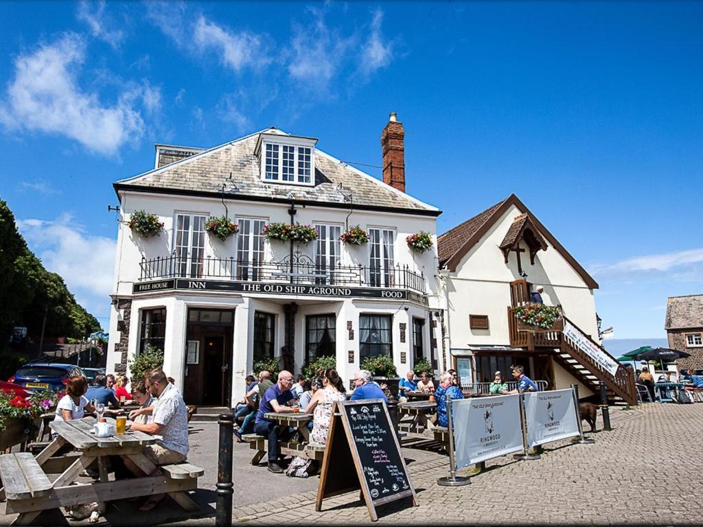 The Old Ship Aground Hotel Minehead Exterior photo